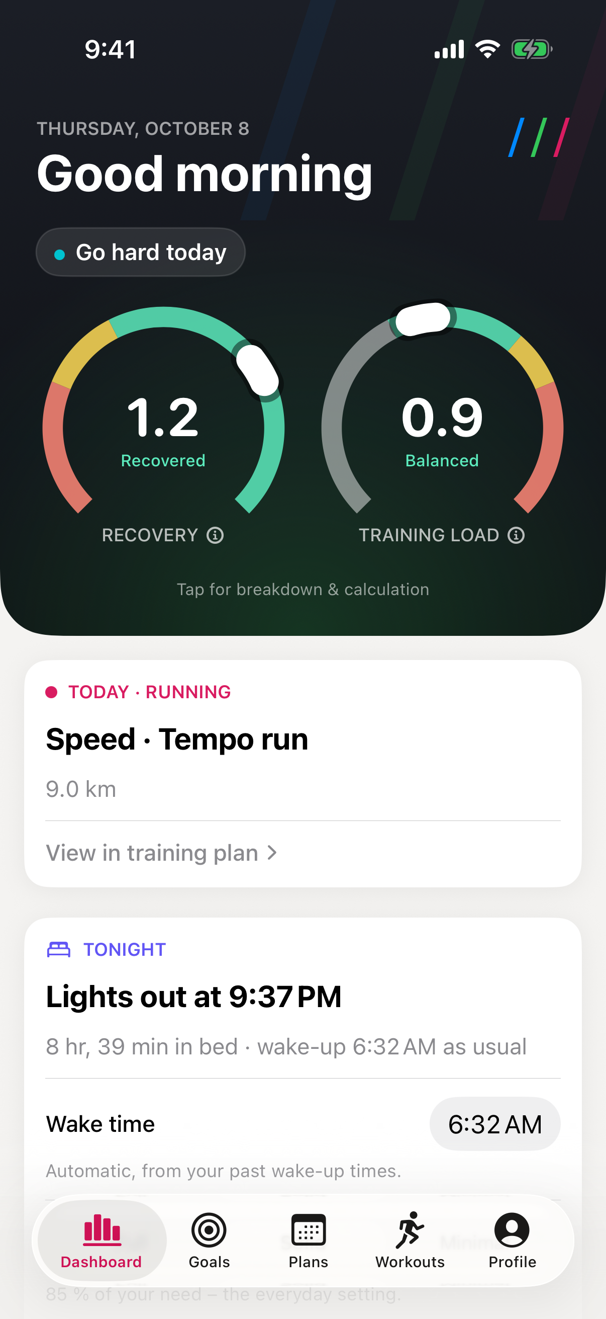 Trilane dashboard showing the recovery and training-load gauges and total distance